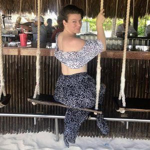 Meet your Posher, Jet